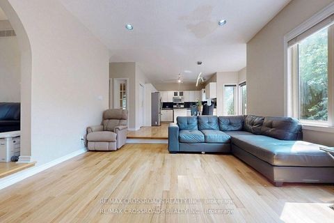 Photo 10 at 63 Baynards Lane, Mill Pond, Richmond Hill