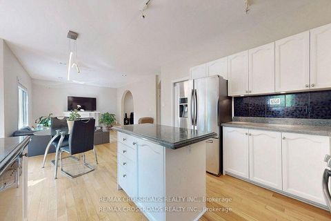 Photo 11 at 63 Baynards Lane, Mill Pond, Richmond Hill