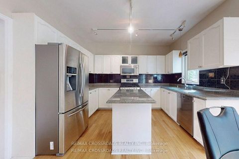 Photo 13 at 63 Baynards Lane, Mill Pond, Richmond Hill