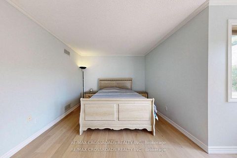 Photo 22 at 63 Baynards Lane, Mill Pond, Richmond Hill