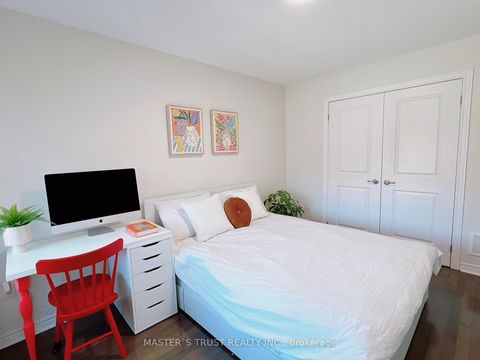 Photo 18 at 116 Orchardcroft Road, GO Glenorchy, Oakville