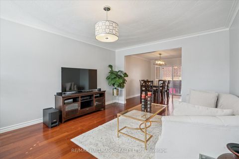 Photo 4 at 776 Danforth Road, Kennedy Park, Toronto Photo 4 at 776 Danforth Road, Kennedy Park, Toronto