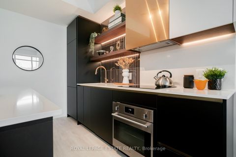 Photo 8 at 404 - 1285 Queen Street E, Coxwell, Toronto