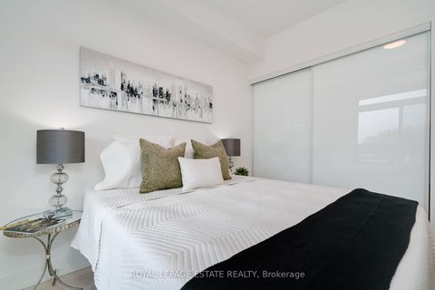 Photo 11 at 404 - 1285 Queen Street E, Coxwell, Toronto