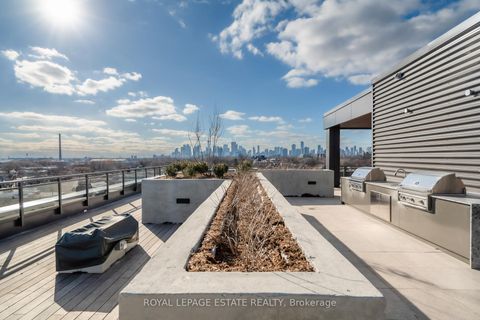 Photo 17 at 404 - 1285 Queen Street E, Coxwell, Toronto Photo 17 at 404 - 1285 Queen Street E, Coxwell, Toronto