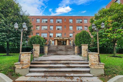 Photo 1 at 206 - 2550 Bathurst Street, Forest Hill North, Toronto