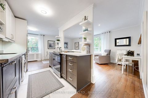 Photo 5 at 206 - 2550 Bathurst Street, Forest Hill North, Toronto