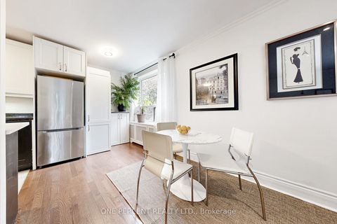 Photo 9 at 206 - 2550 Bathurst Street, Forest Hill North, Toronto
