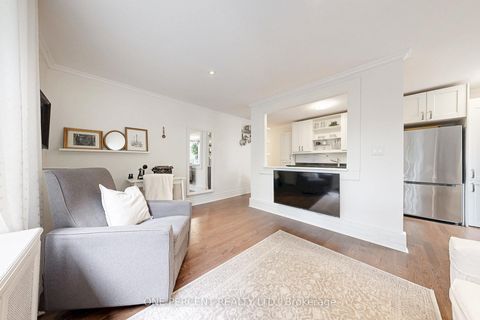 Photo 14 at 206 - 2550 Bathurst Street, Forest Hill North, Toronto