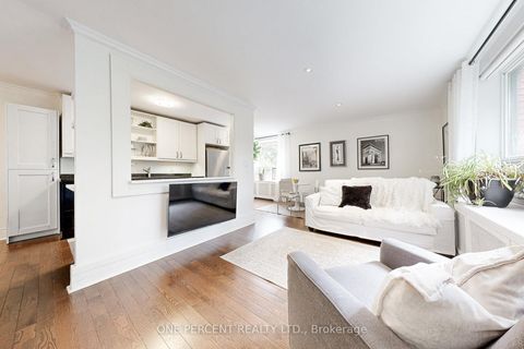 Photo 15 at 206 - 2550 Bathurst Street, Forest Hill North, Toronto