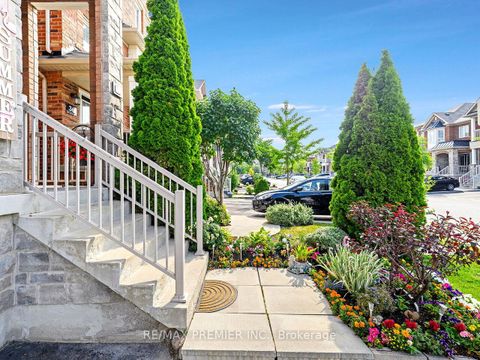 Photo 2 at 38 Betty Nagle Street, Pelmo Park W5, Toronto