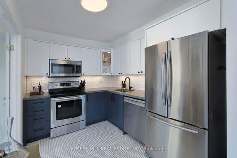 Photo 3 at 1707 - 298 Jarvis Street, Yonge Corridor, Toronto Photo 3 at 1707 - 298 Jarvis Street, Yonge Corridor, Toronto