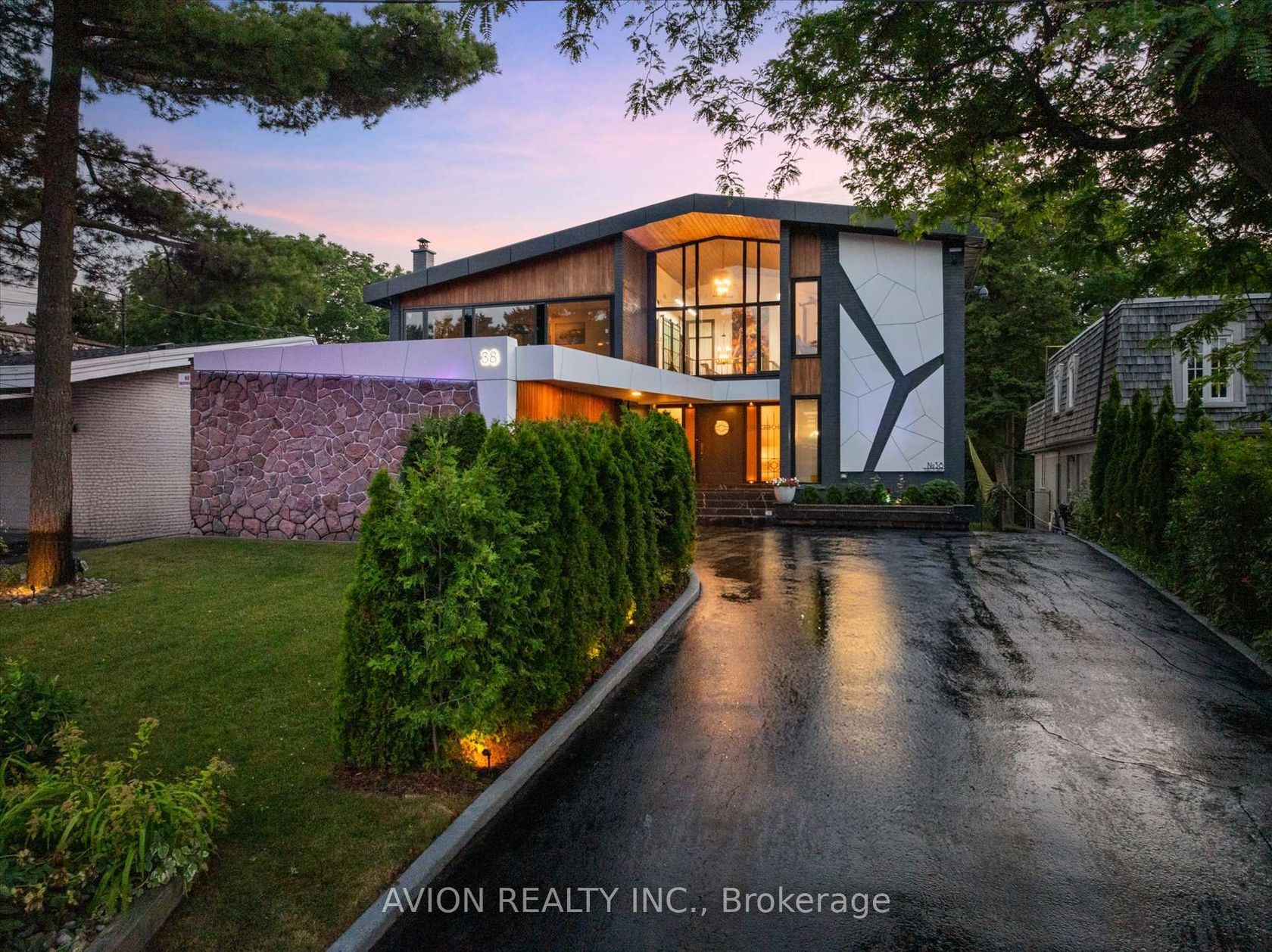 38 Purdon Drive, Bathurst Manor, Toronto 