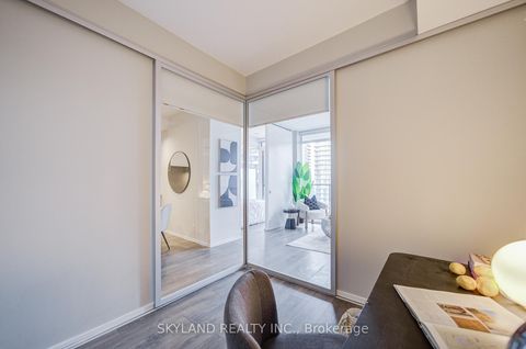 Photo 15 at 3211 - 125 Peter Street, Waterfront Communities C1, Toronto