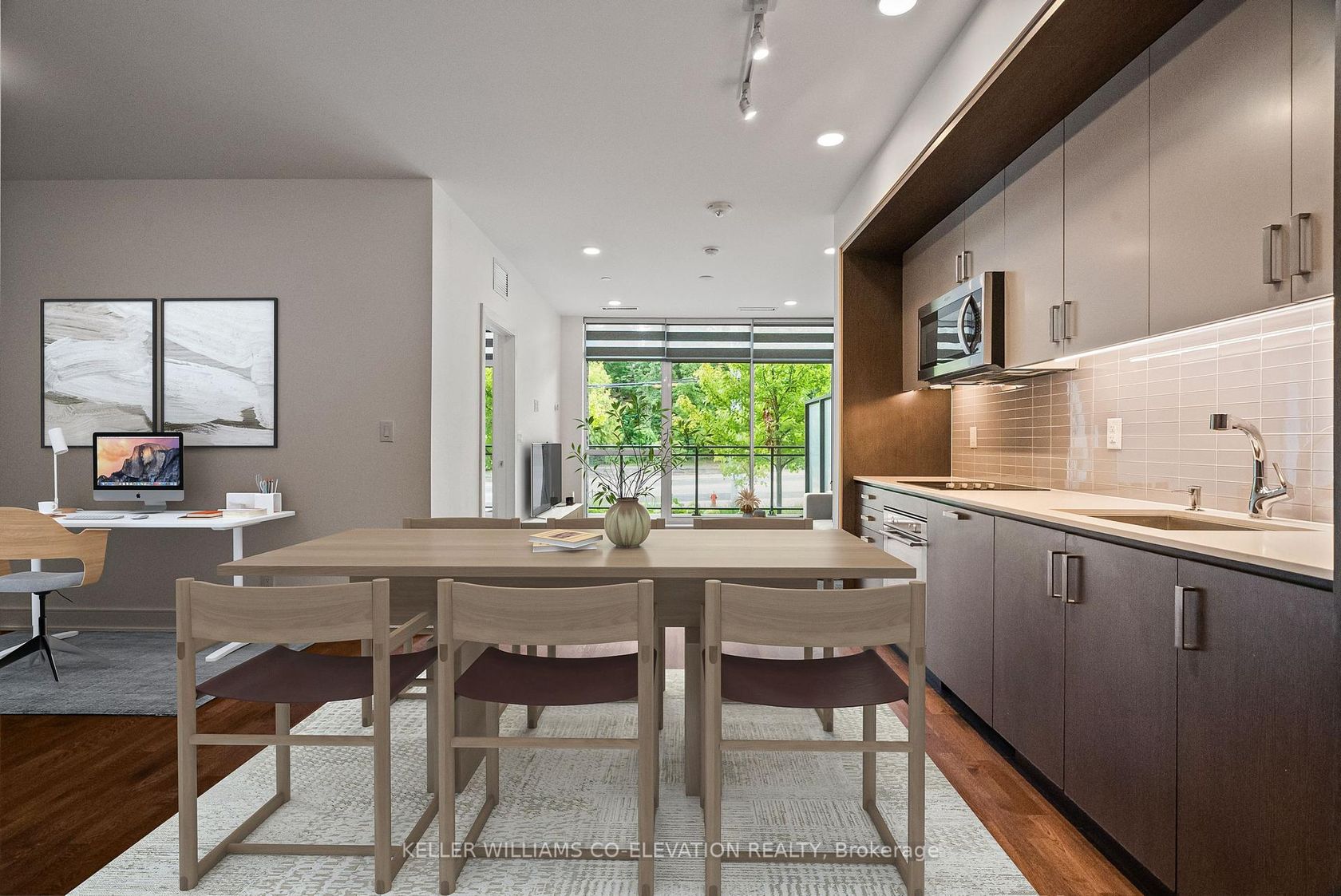 G28 - 1575 Lakeshore Road W, Clarkson, Mississauga 