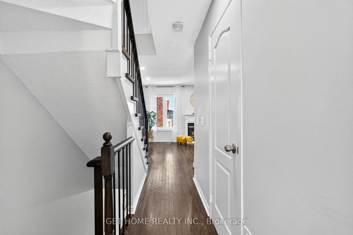 Photo 20 at 39 Schooner Lane, Rouge E10, Toronto