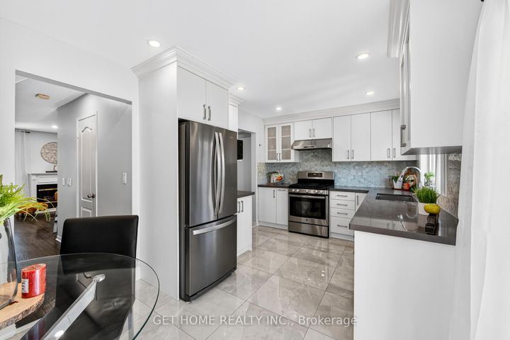 Photo 26 at 39 Schooner Lane, Rouge E10, Toronto