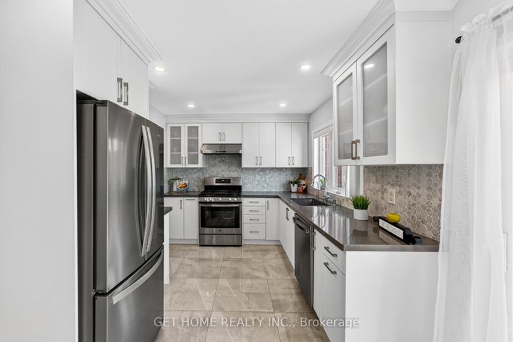 Photo 27 at 39 Schooner Lane, Rouge E10, Toronto