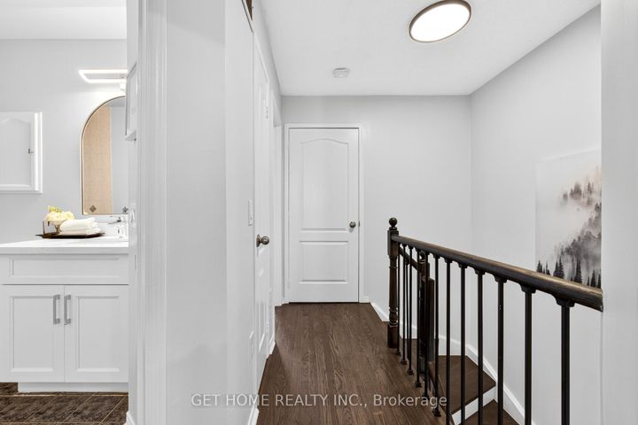 Photo 34 at 39 Schooner Lane, Rouge E10, Toronto