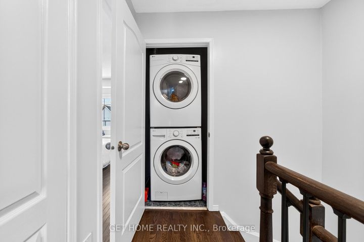 Photo 41 at 39 Schooner Lane, Rouge E10, Toronto