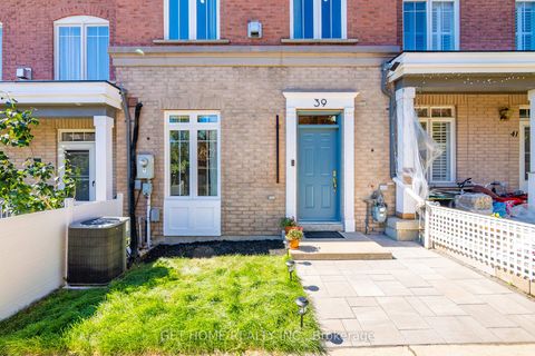 Photo 10 at 39 Schooner Lane, Rouge E10, Toronto