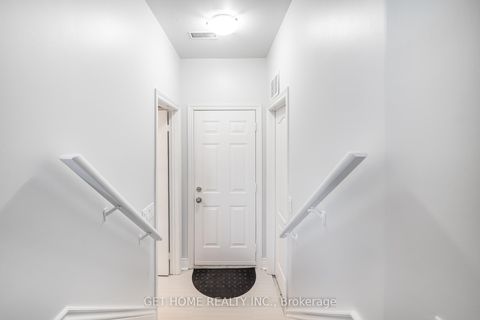 Photo 18 at 39 Schooner Lane, Rouge E10, Toronto