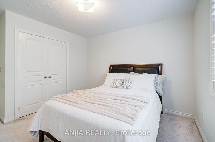Photo 37 at 15 Sedore Street, Greensborough, Markham