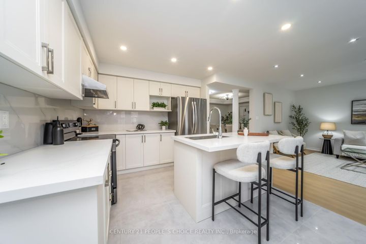 Photo 18 at 7059 Magistrate Terrace, Meadowvale Village, Mississauga