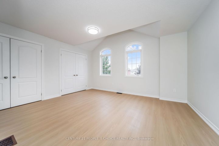 Photo 34 at 7059 Magistrate Terrace, Meadowvale Village, Mississauga