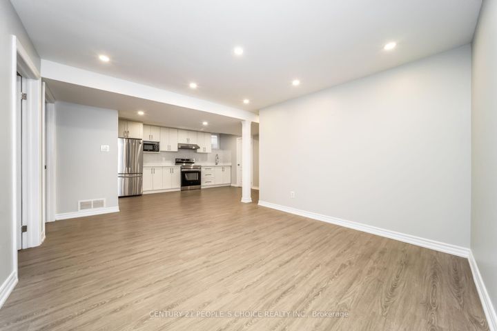 Photo 44 at 7059 Magistrate Terrace, Meadowvale Village, Mississauga