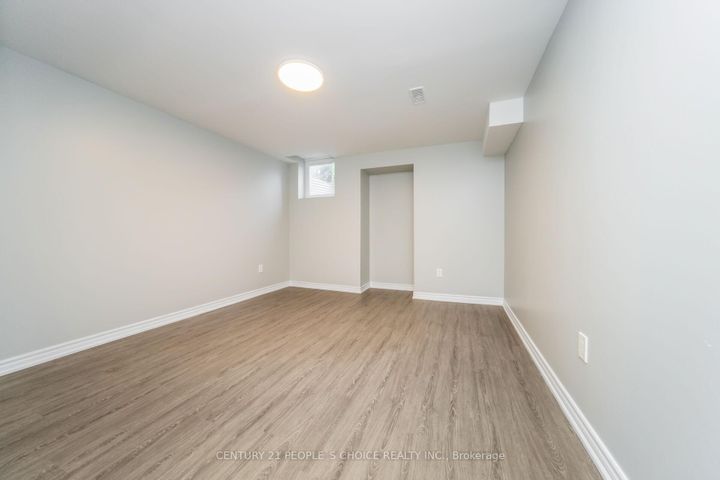 Photo 45 at 7059 Magistrate Terrace, Meadowvale Village, Mississauga
