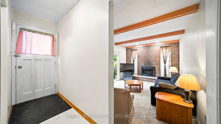 Photo 12 at 2160 Jenner Court, Sheridan, Mississauga