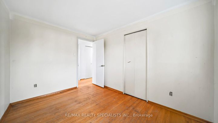 Photo 21 at 2160 Jenner Court, Sheridan, Mississauga