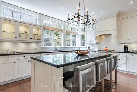 Photo 10 at 468 Wedgewood Drive, MO Morrison, Oakville
