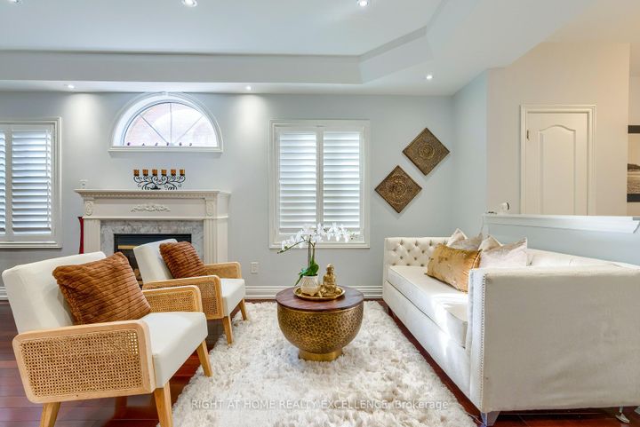 Photo 8 at 6862 Gooderham Estate Boulevard, Meadowvale Village, Mississauga