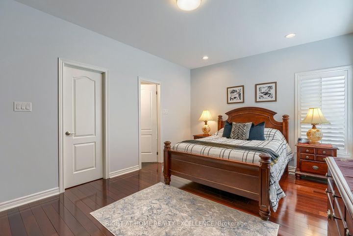 Photo 24 at 6862 Gooderham Estate Boulevard, Meadowvale Village, Mississauga