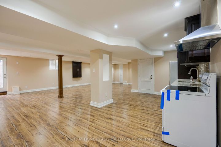Photo 37 at 6862 Gooderham Estate Boulevard, Meadowvale Village, Mississauga