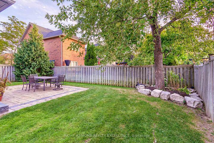 Photo 45 at 6862 Gooderham Estate Boulevard, Meadowvale Village, Mississauga