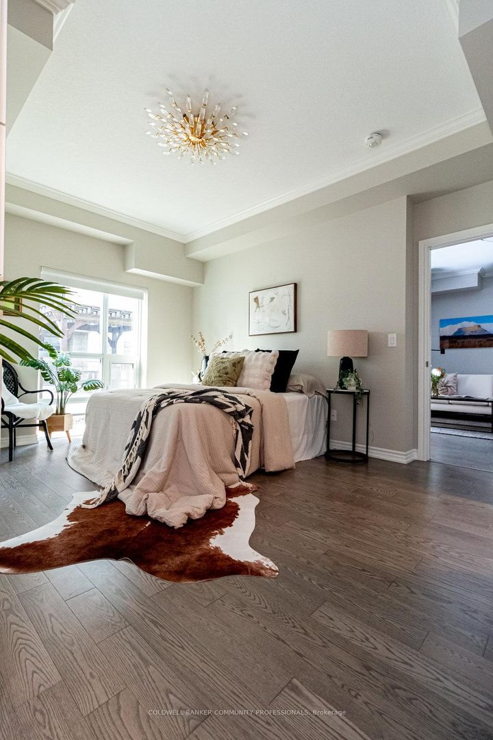 Photo 2 at 203 - 81 Robinson Street, Durand, Hamilton