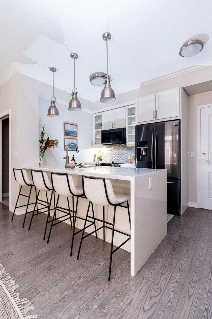 Photo 6 at 203 - 81 Robinson Street, Durand, Hamilton