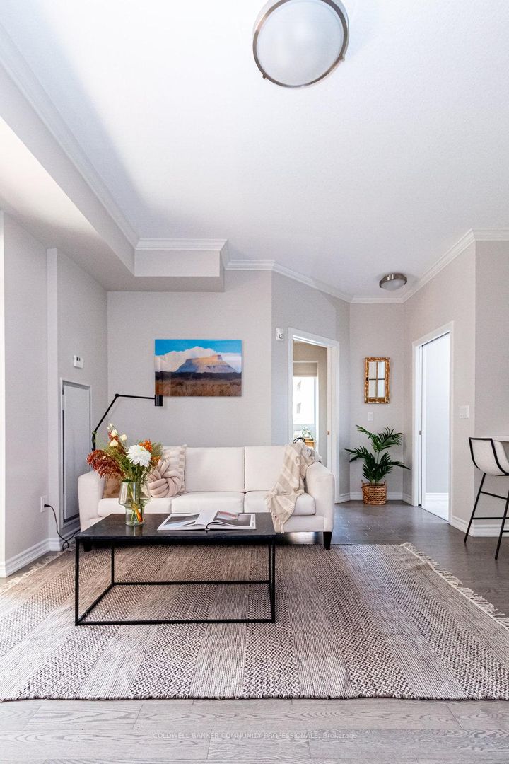 Photo 11 at 203 - 81 Robinson Street, Durand, Hamilton