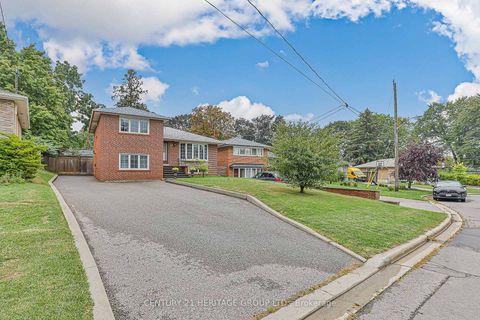 Photo 1 at 53 Caronport Crescent, Donalda, Toronto