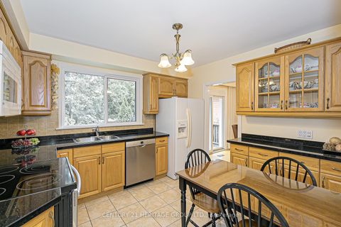 Photo 2 at 53 Caronport Crescent, Donalda, Toronto