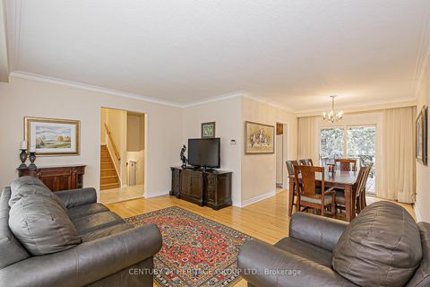 Photo 8 at 53 Caronport Crescent, Donalda, Toronto