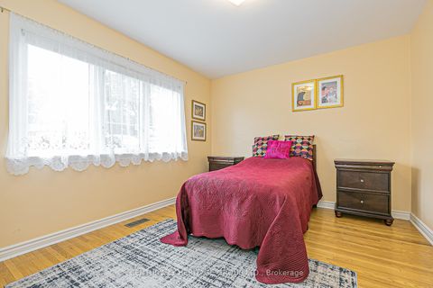 Photo 11 at 53 Caronport Crescent, Donalda, Toronto