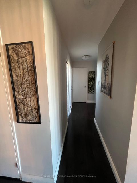 Photo 2 at 1004 - 9 Four Winds Drive, York University Heights, Toronto