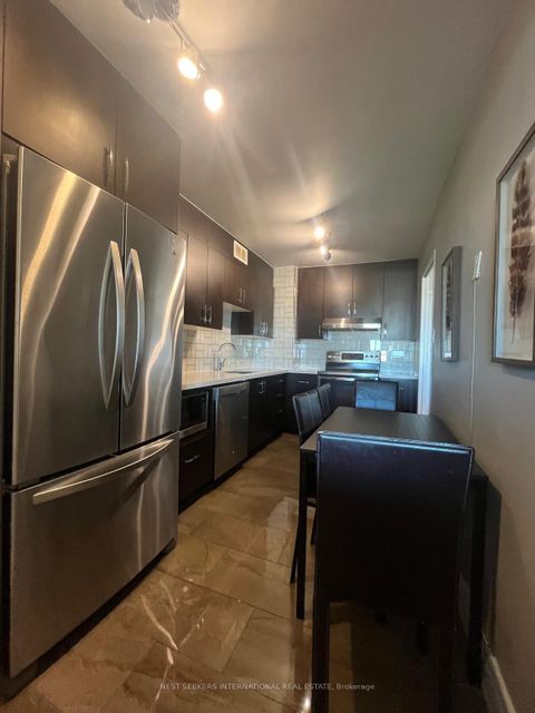 Photo 6 at 1004 - 9 Four Winds Drive, York University Heights, Toronto
