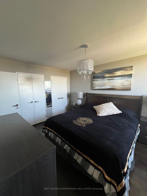 Photo 12 at 1004 - 9 Four Winds Drive, York University Heights, Toronto