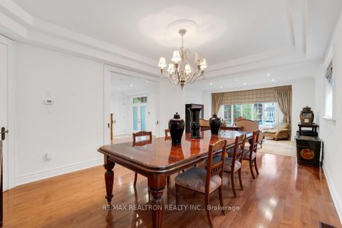 Photo 7 at 93 Oak Avenue, South Richvale, Richmond Hill