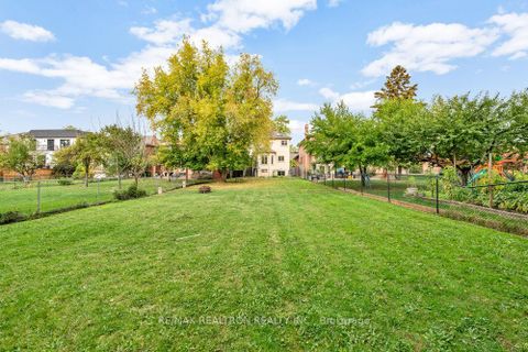 Photo 36 at 93 Oak Avenue, South Richvale, Richmond Hill